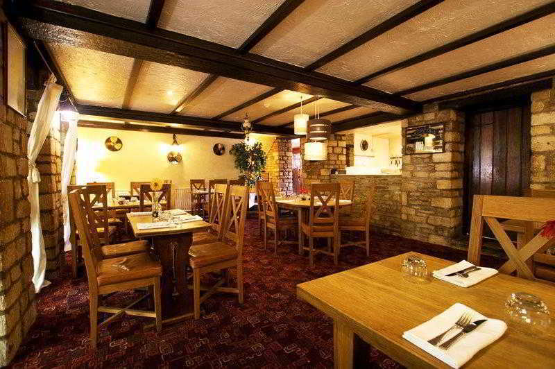Best Western Compass Inn Tormarton Restaurace fotografie